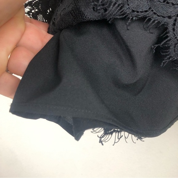 Cabi Black Lace Display Tank top blouse size: M - Picture 9 of 13
